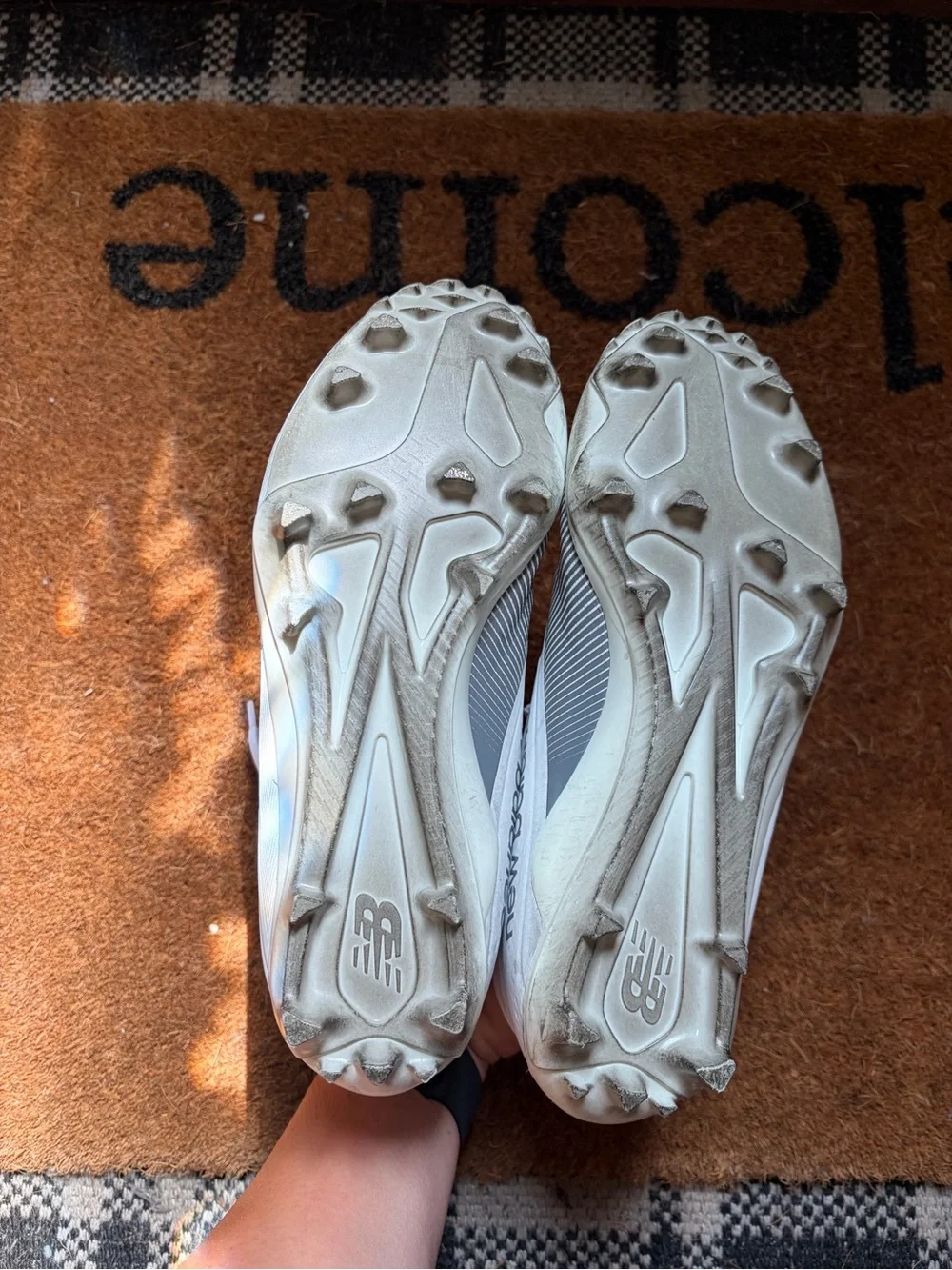 New Balance Women’s White RUSH Lacrosse Cleats